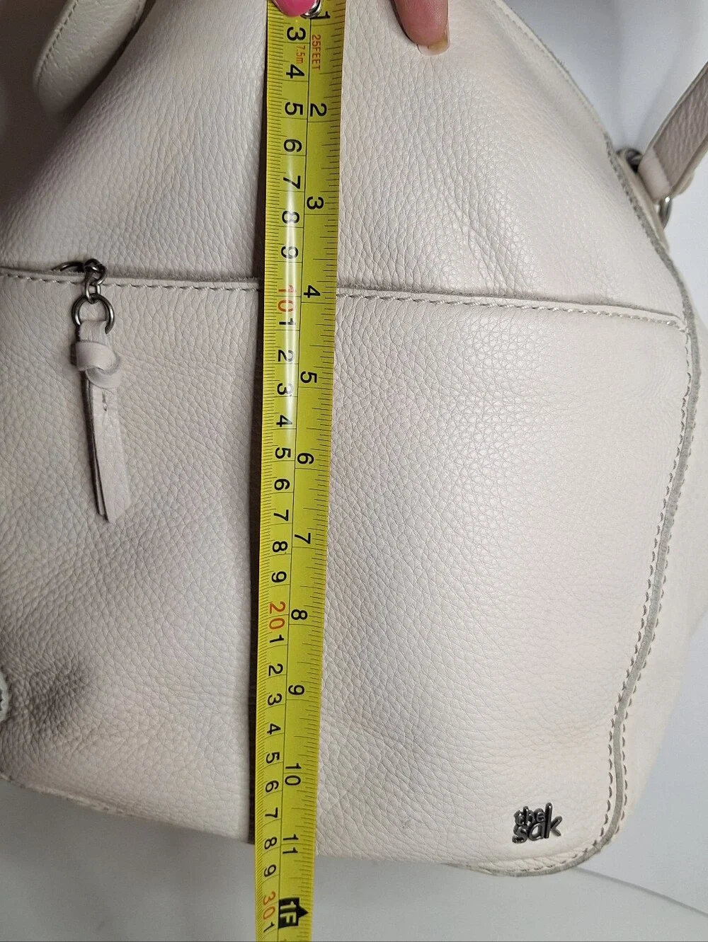 The Sak Sequoia Hobo Slouch Cream Off White Pebbled Leather Handbag Purse Used